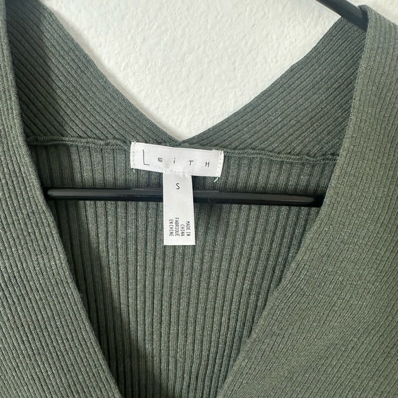 Leith Sweater - Picture 3 of 5